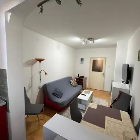Apartamento Sara *