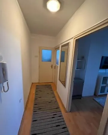 Sara Apartamento *